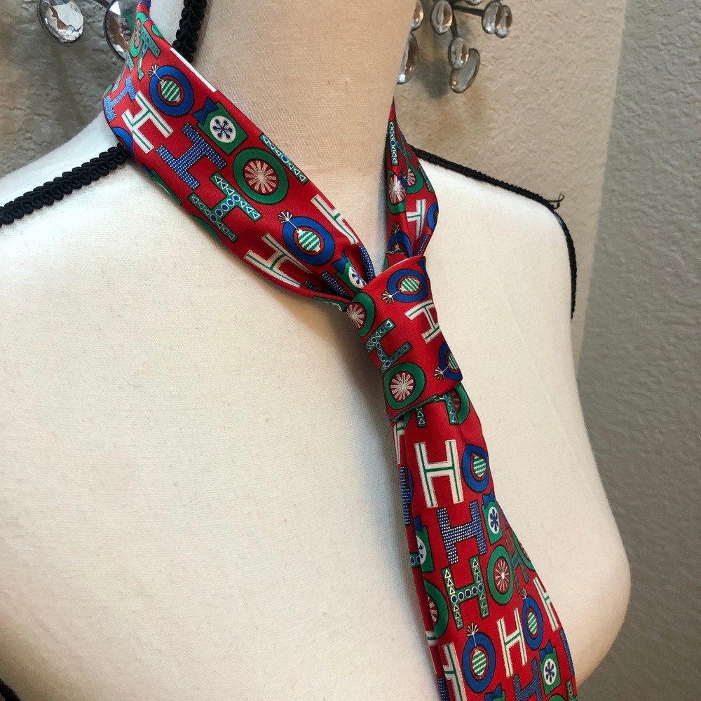 Ho Ho Ho Fun Christmas Party Necktie Hallmark Holiday Traditions‎ Polyester Tie - Picture 9 of 10